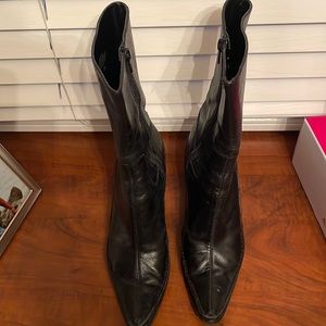 Nine West- western style boots